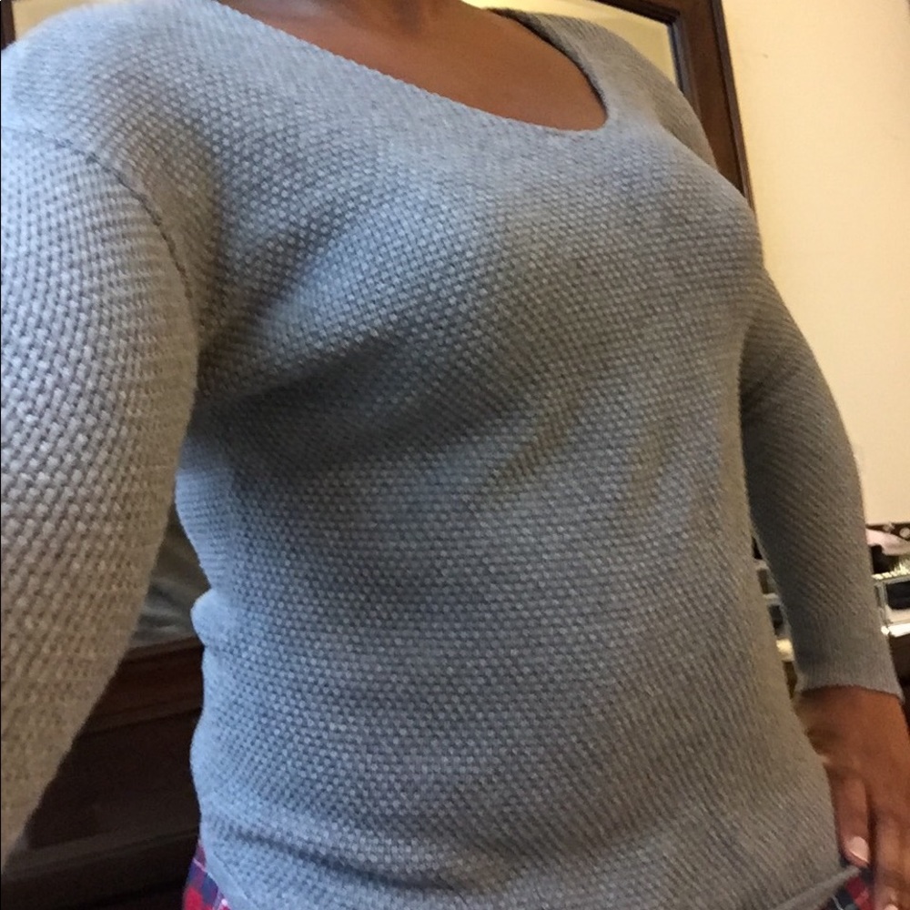 Sweater - Picture 3 of 4