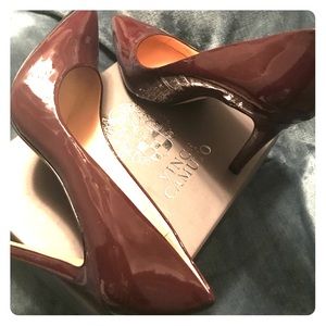 VINCE CAMUTO 9.5 stiletto Heels