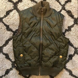 Caslon (Nordstrom) green vest - Petite Medium