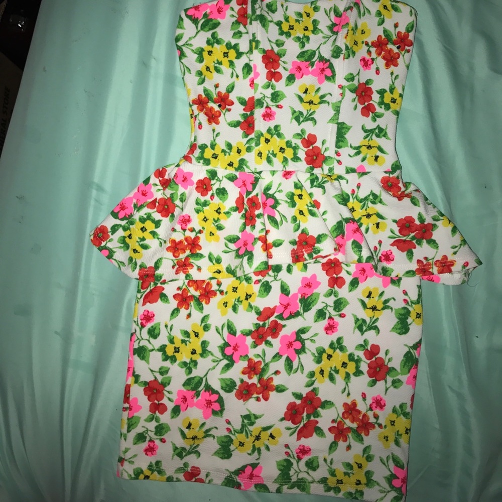 floral, peplum dress, juniors