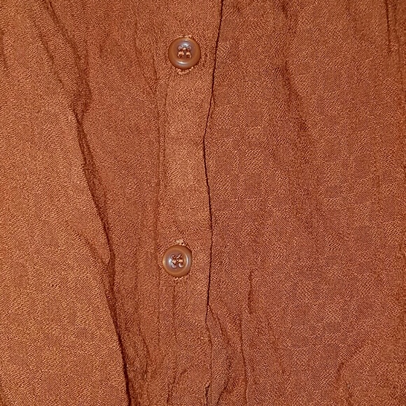 Crop top - Picture 2 of 2