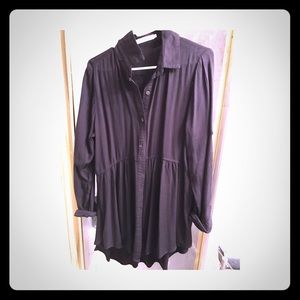 Black collared tunic