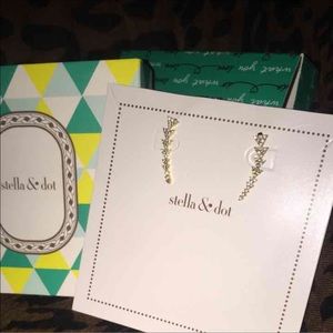 Stella & Dot Pavé Triangle Ear Climber