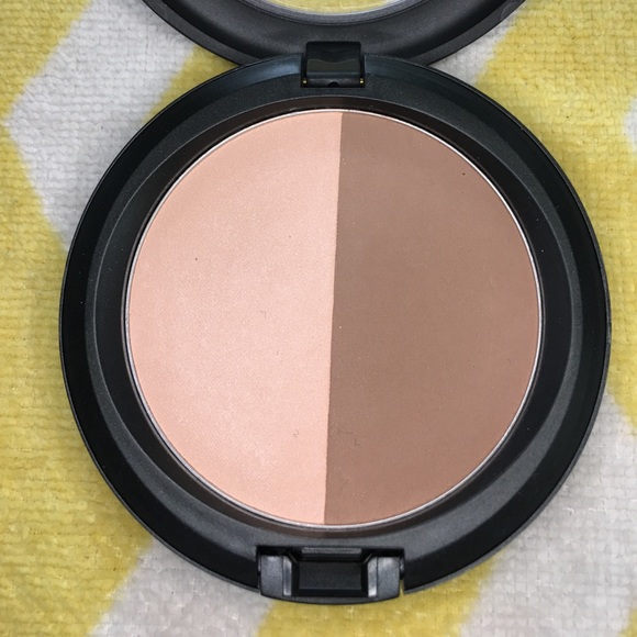 M•A•C Cosmetics Sculpt & Shape Powder👩🏽‍🎨 - Picture 3 of 4