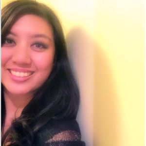 Meet your Posher, Julieann