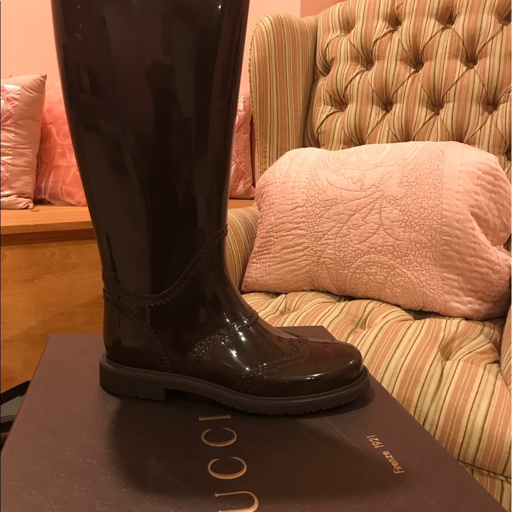 Gucci Chocolate Brown Rain Boots (New); Size 35.