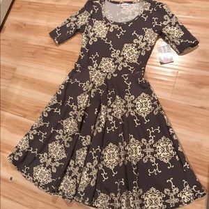 NWT - Lularoe Nicole - Elegant Collection
