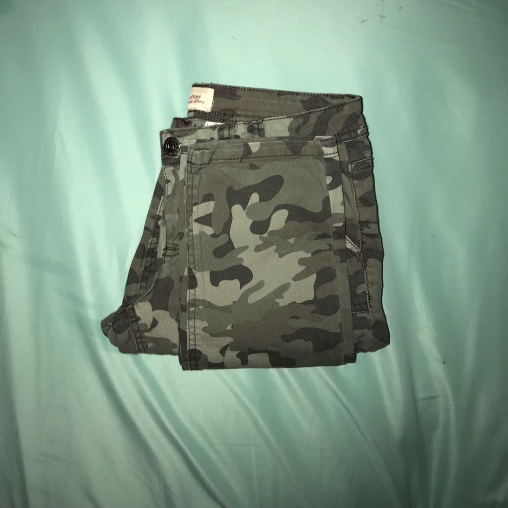 Camouflage Jeans, l.e.i