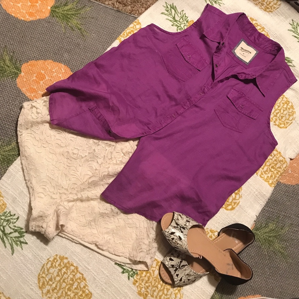 🌞💟🔥Purple Button down sleeveless top
