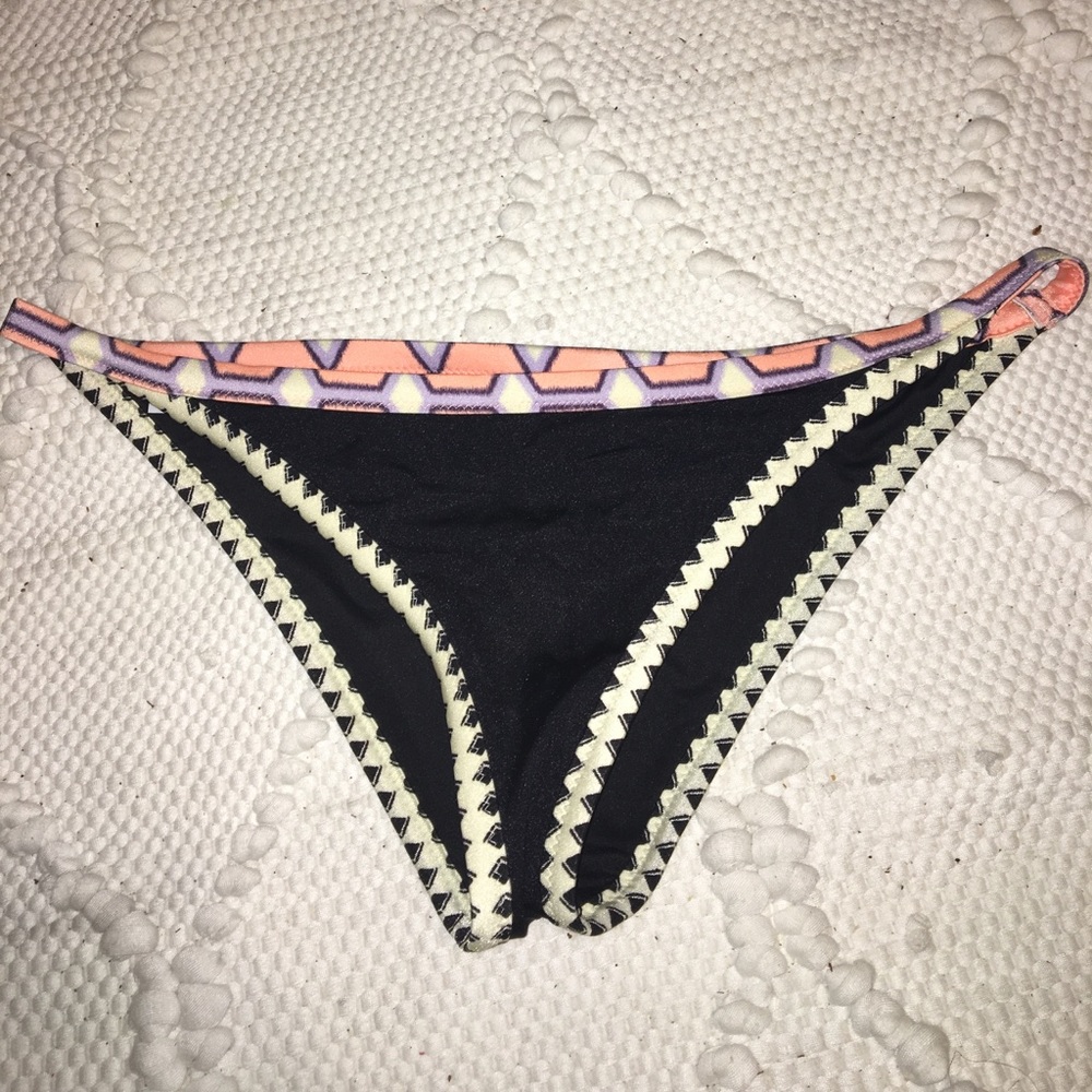 victorias secret medium bikini bottoms