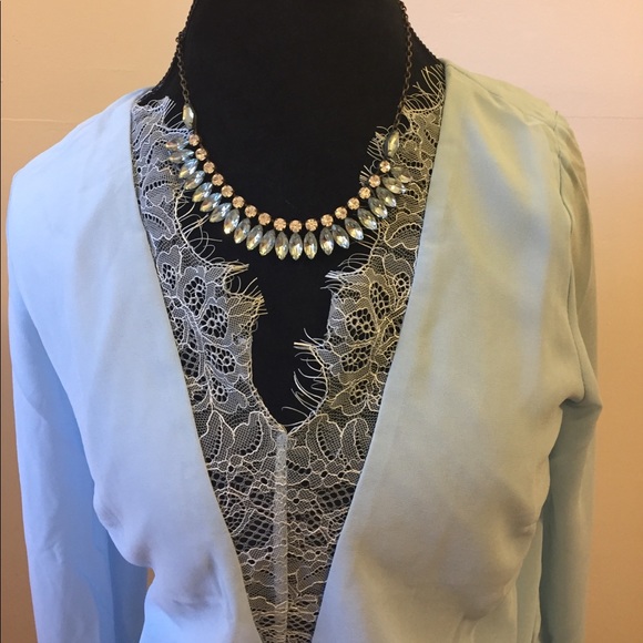 โ๏ธSALEโ๏ธโจHost Pickโจ ๐ Baby Blue Romper๐ - Picture 4 of 6