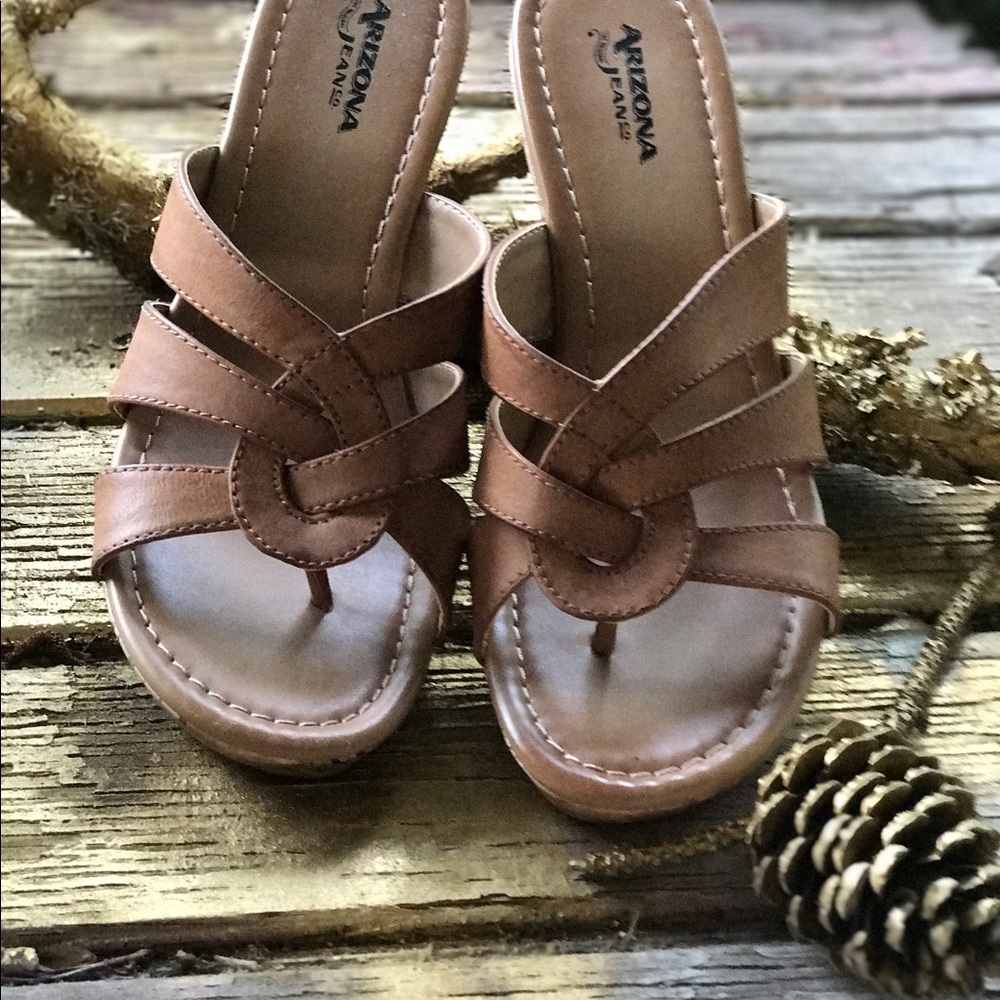 Arizona wedges, tan