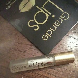 Grande Lips hydrating lip plumper