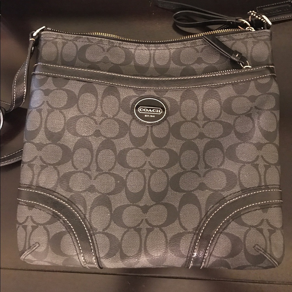 Coach outlet crossbody purse