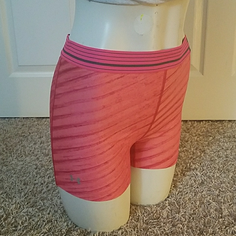 Under Armour Women's Compression Shorts - NWOT