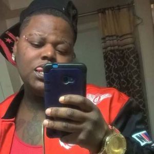 Meet your Posher, Ebony