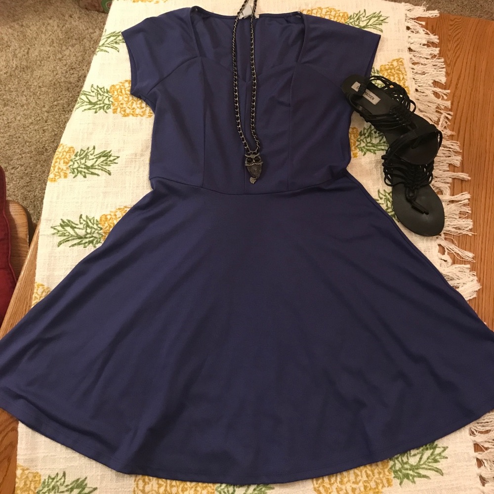 🌞💟NWT Bar lll Purple ❤️ shape  Dress