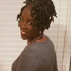 Meet your Posher, Tosha