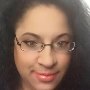 Meet your Posher, Monique