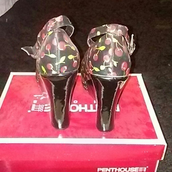 4.5" open toe cherry wedge shoes - Picture 3 of 7