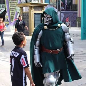 Meet your Posher, Eduardo