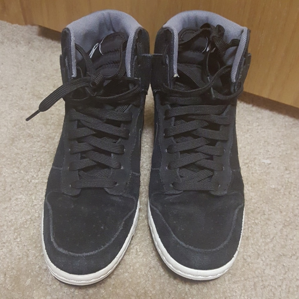 Nike high top/wedges