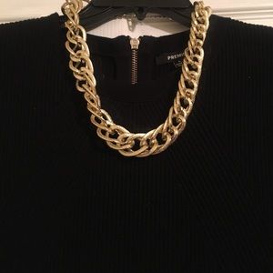 Black Top with Zipper detail