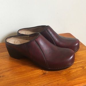 New Dansko Leather Clogs