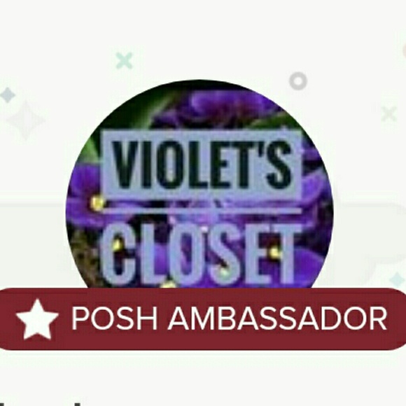 💜Welcome to Violet's Closet!💜 - Picture 3 of 5
