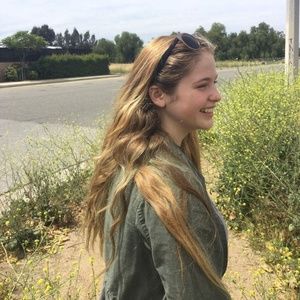 Meet your Posher, Faith