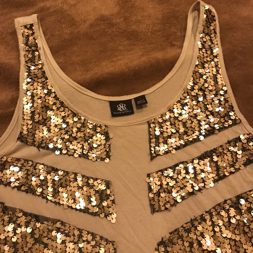 🌻HOST PICK🌻Gold sequin Rock & Republic tank