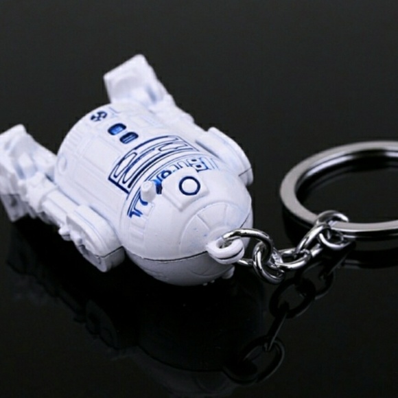 R2D2 Robot Keychain - Picture 2 of 4
