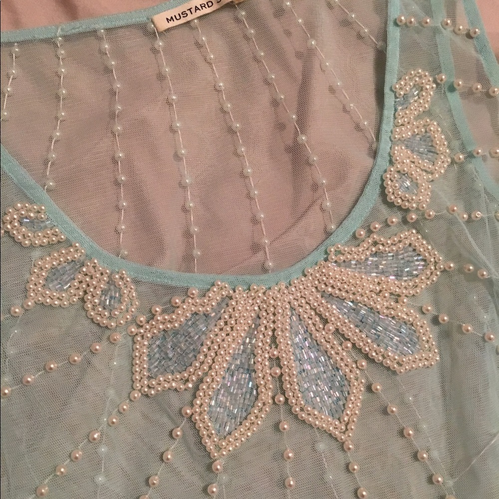Beaded mesh top