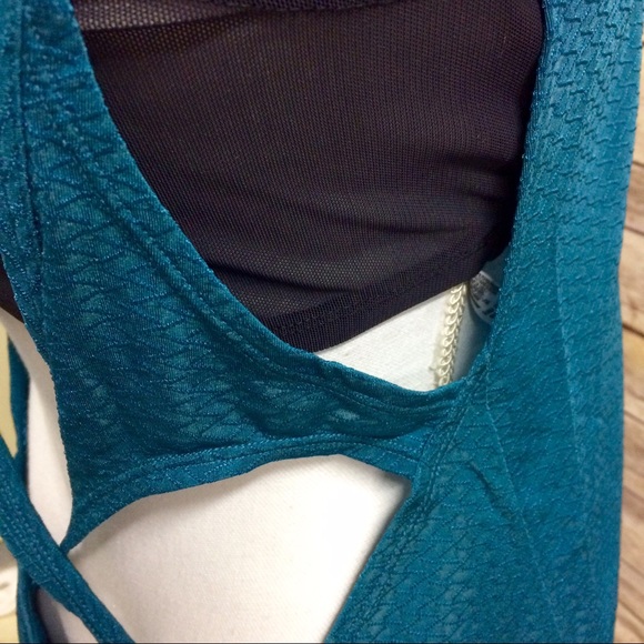 New Size XS! Akashi Yoga Camisole Tank Top - Picture 4 of 7