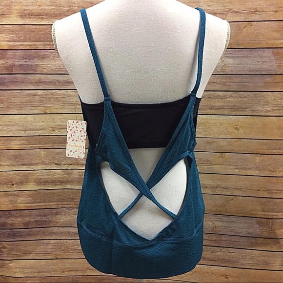 New Size XS! Akashi Yoga Camisole Tank Top - Picture 3 of 7