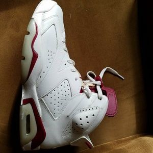 Jordan 6s maroon