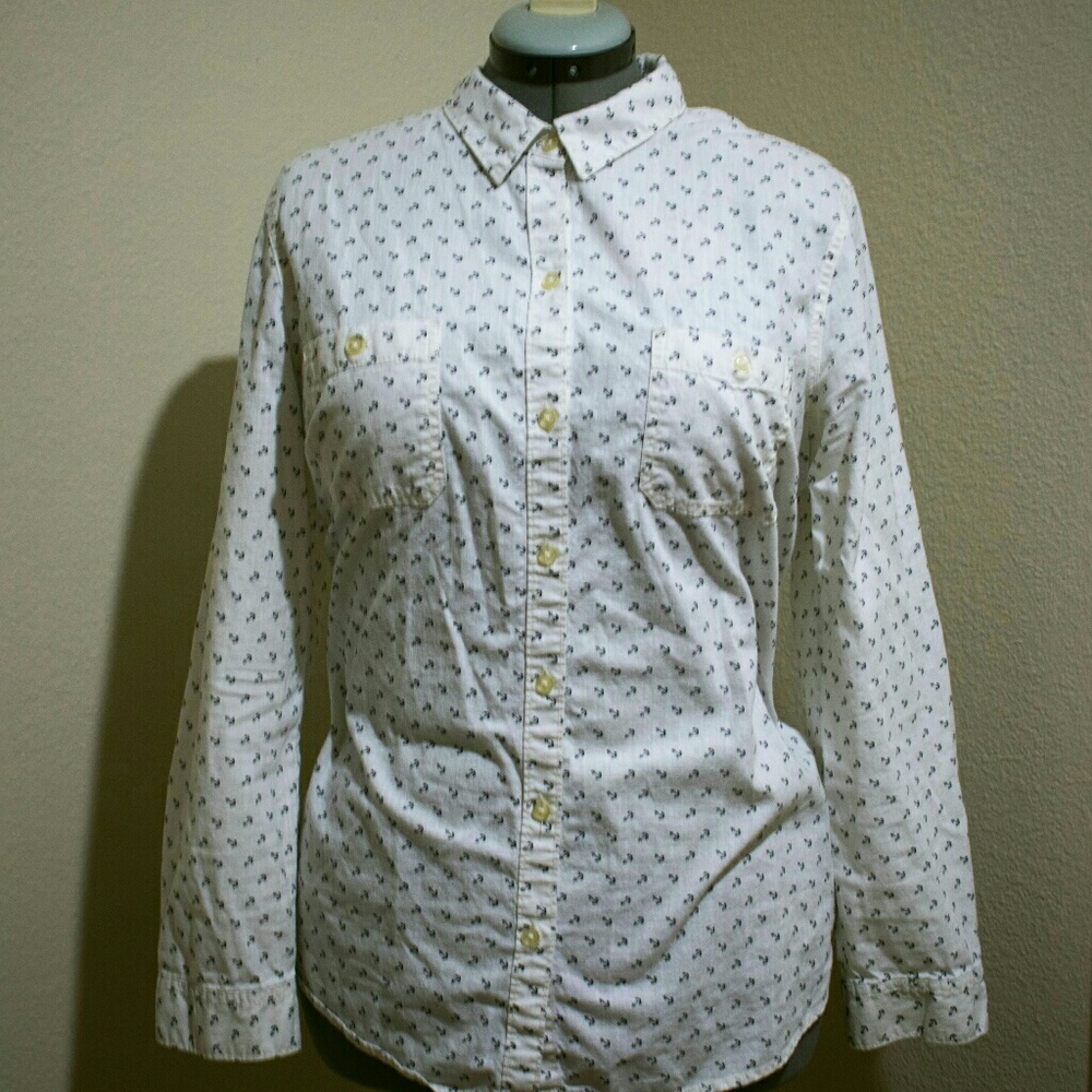 Old Navy Anchor Button up shirt