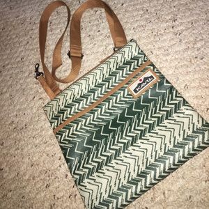 KAVU crossbody