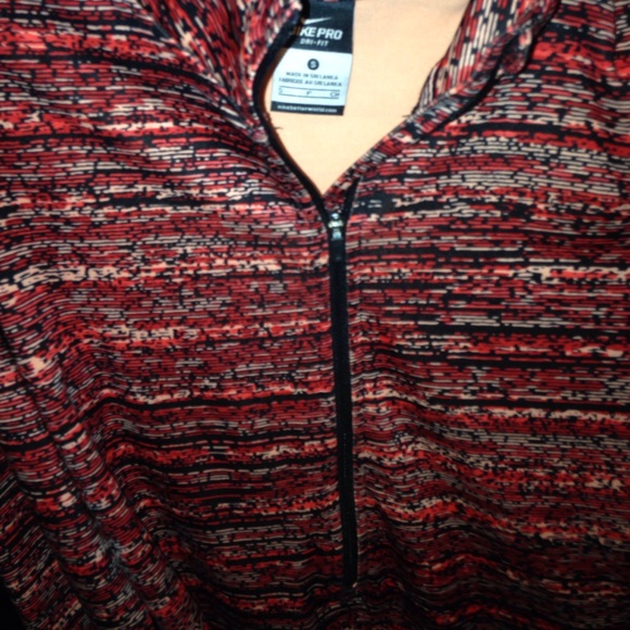 Nike pullover - Picture 3 of 3