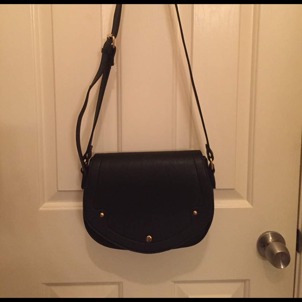 Black crossbody bag