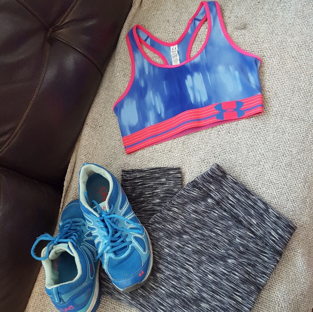 Under Armour Heat Gear Compression sports bra