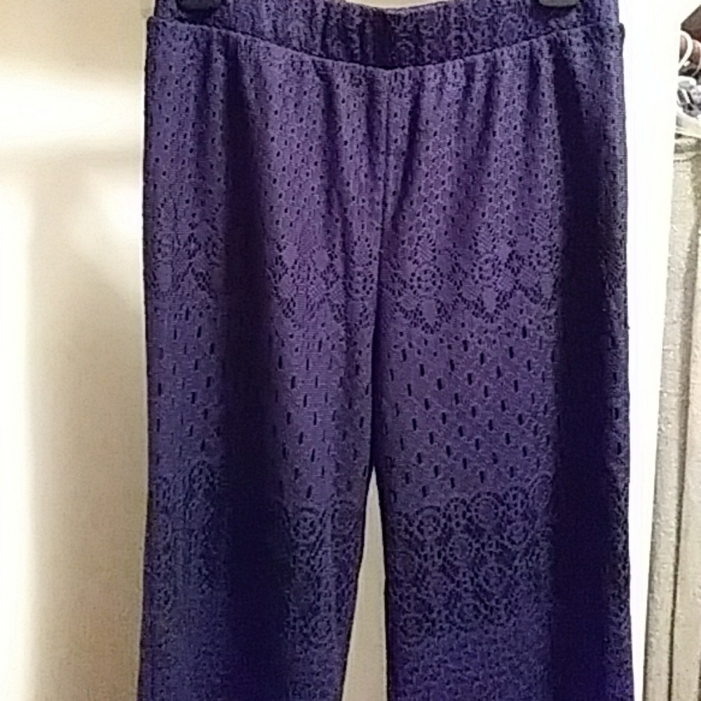 Pants - Picture 3 of 4