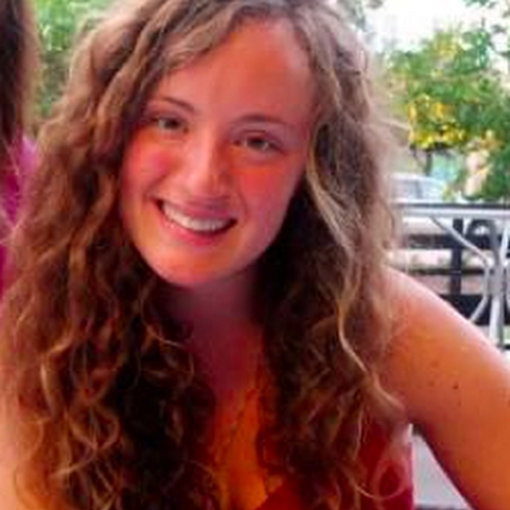 Meet your Posher, Rebecca