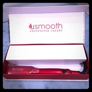 BRAND NEW U SMOOTH PROFESSIONAL STRAIGHTER