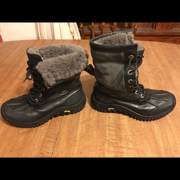 UGG Classic Short II Boots – DTLR Ugg boots