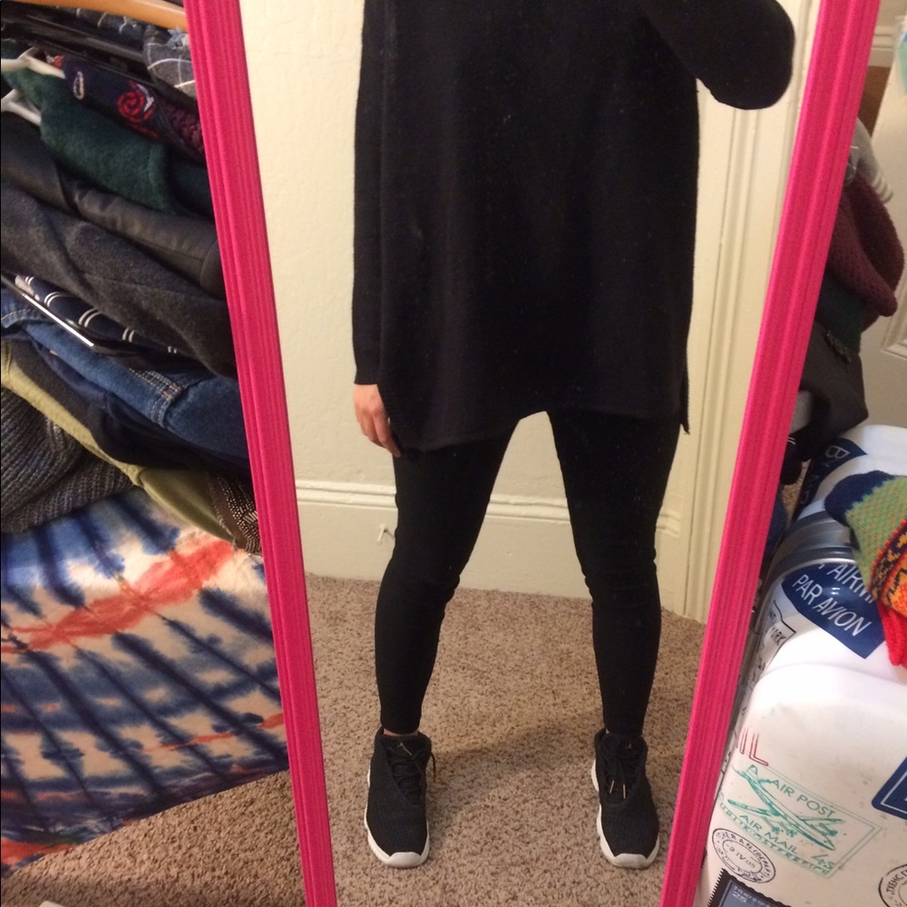 Buy HM sweater(xs) get a legging for free!