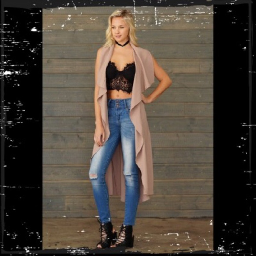 ๐CLEARANCE๐ Mocha Sleeveless Trench Vest - Picture 2 of 5