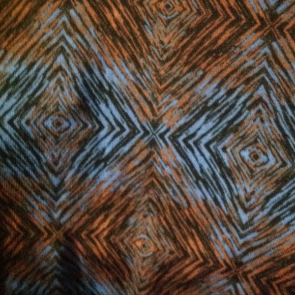 LulaRoe Randy - Picture 3 of 3