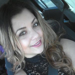 Meet your Posher, Carlyz