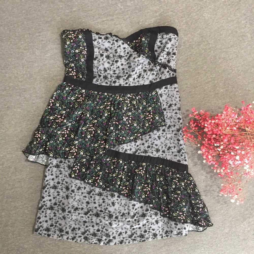 Kimchi Blue Floral Ruffle Strapless Dress